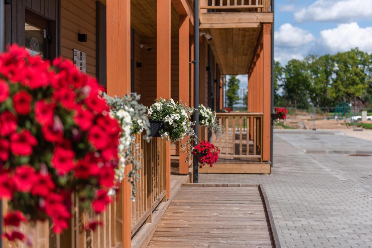 Bestes apartamenti Koceni Extérieur photo